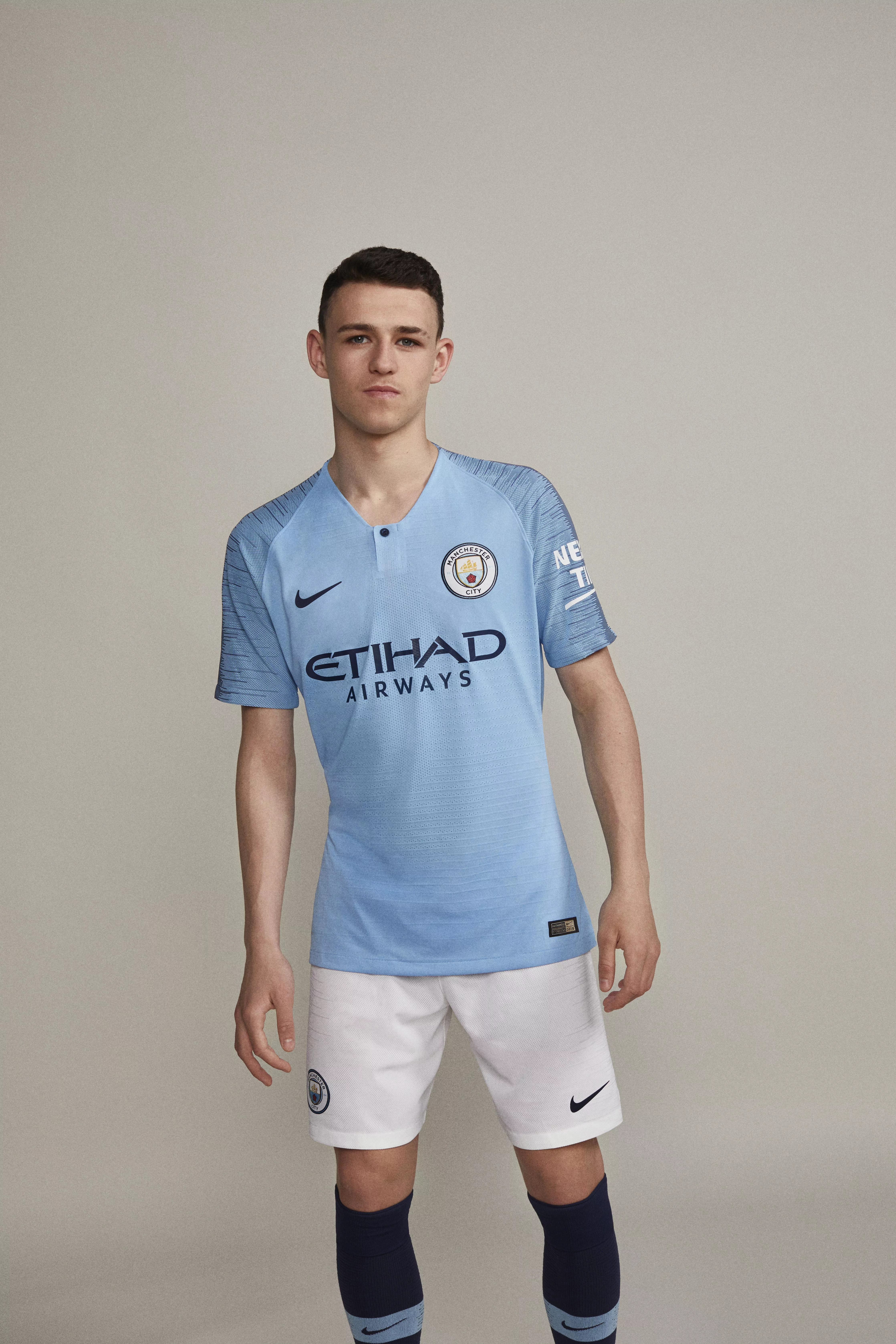 Nike Football unveils Manchester City's 2018/19 home kit