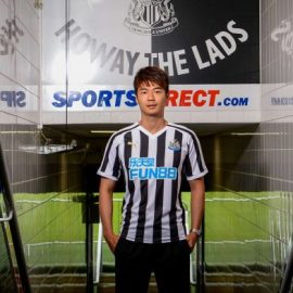 20180629-ki-sung-yeung-signs