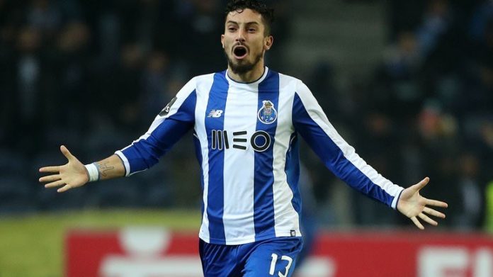 Alex Telles