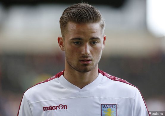 aston_villas_jordan_lyden_during_the_warm_up_173661