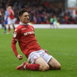 Joe-Lolley-Forest-v-Wigan