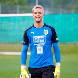 jonas lossl