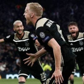skysports-van-de-beek-ajax_4655360