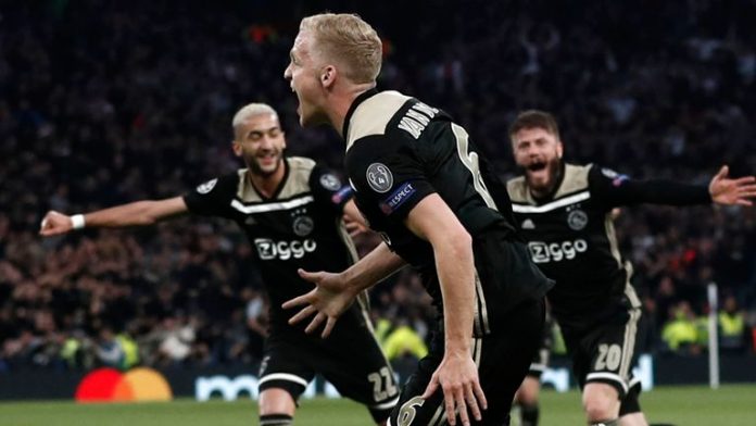 skysports-van-de-beek-ajax_4655360