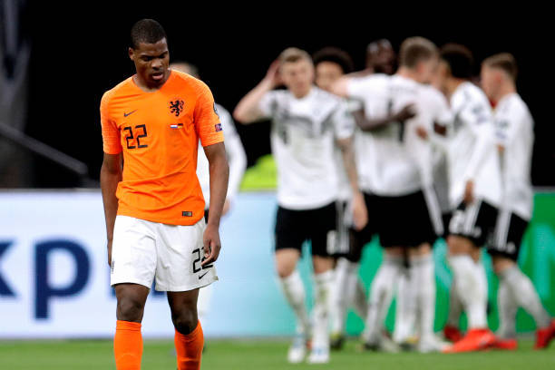 denzel-dumfries-of-holland-during-the-euro-qualifier-match-between-v-picture-id1132664438