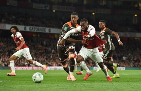 ezri-konsa-v-arsenal-1