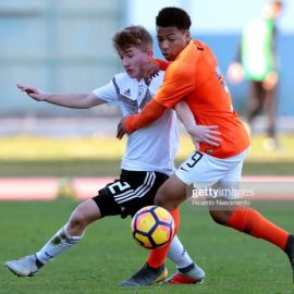 neo-ohler-of-germany-u16-challenges-dillon-hoogewerf-of-netherlands-picture-id1128055288