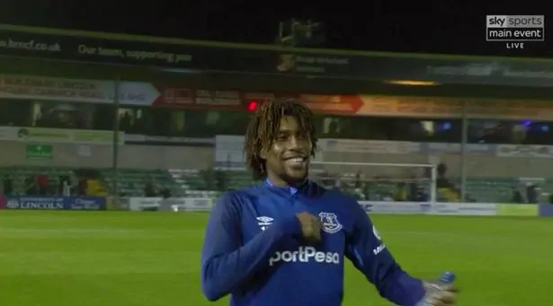Everton fans impressed with Alex Iwobi's post-match gesture