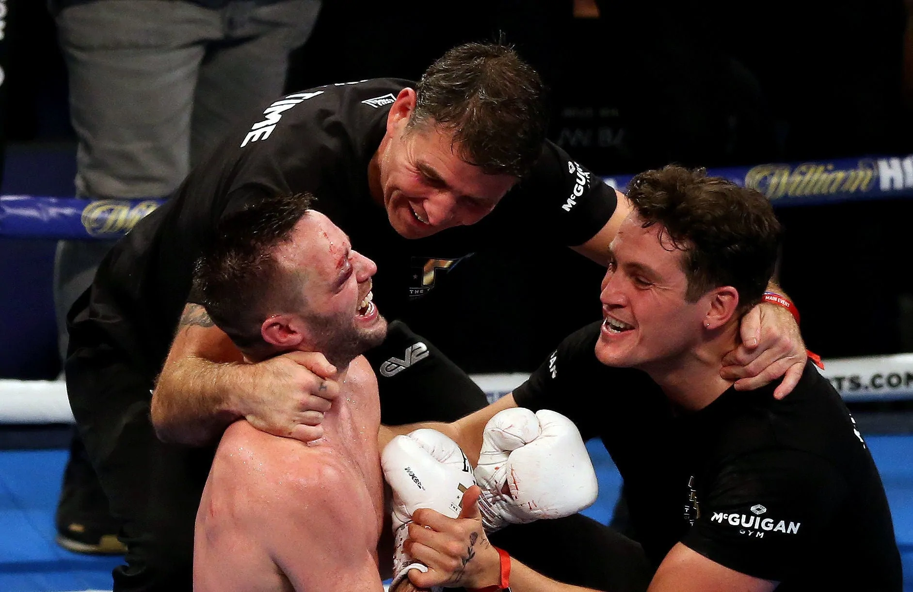 Josh Taylor defeats Regis Prograis in the World Boxing Super Series super-lighweight final