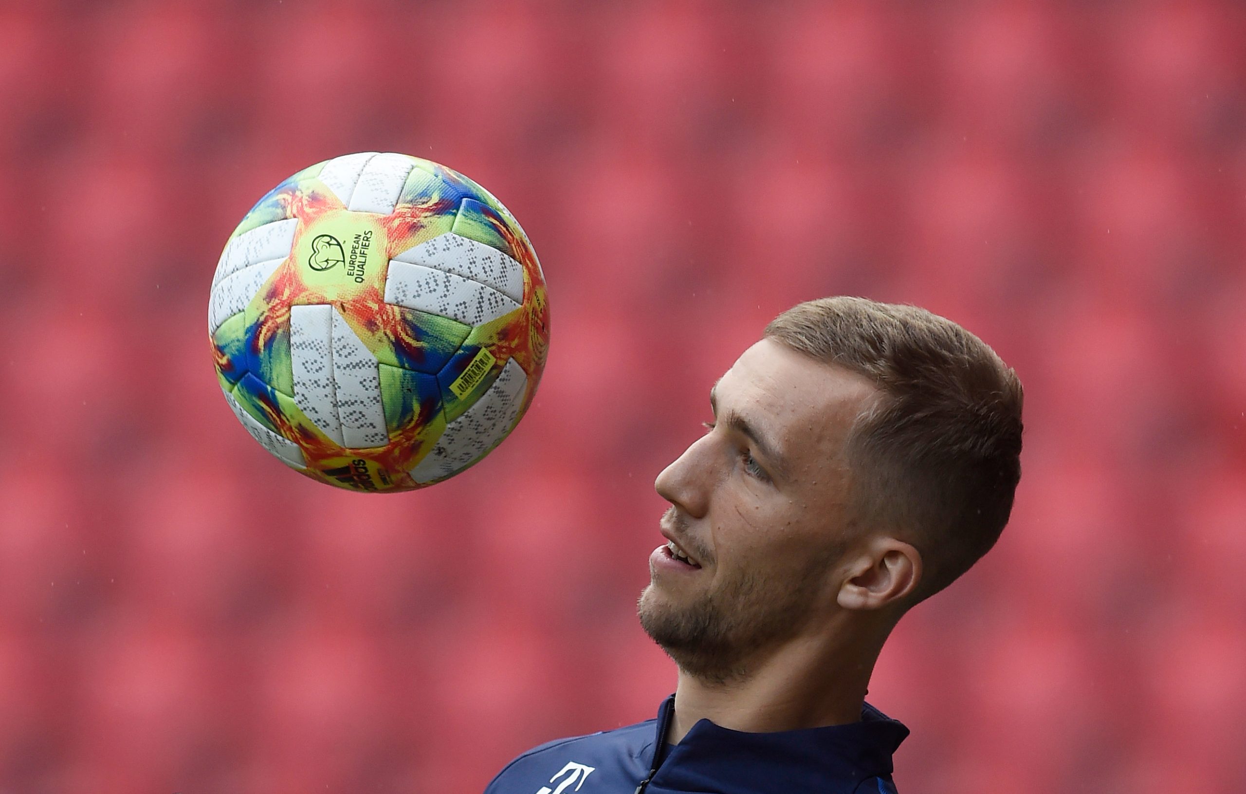 FBL-EURO-2020-QUALIFIER-CZE-ENG-TRAINING