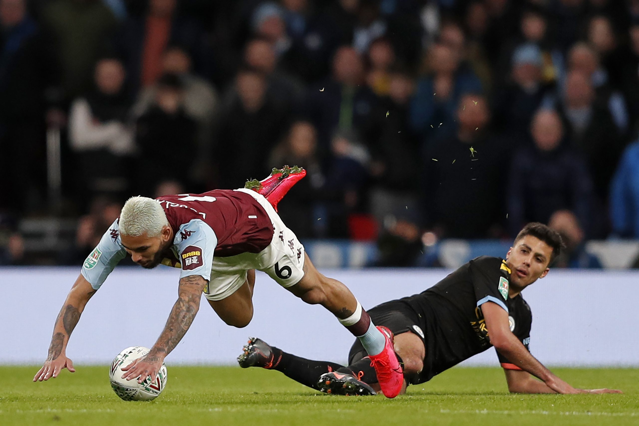 FBL-ENG-LCUP-ASTON VILLA-MAN CITY