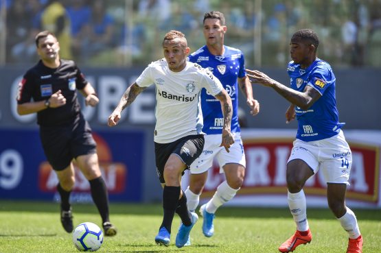 Cruzeiro v Gremio - Brasileirao Series A 2019