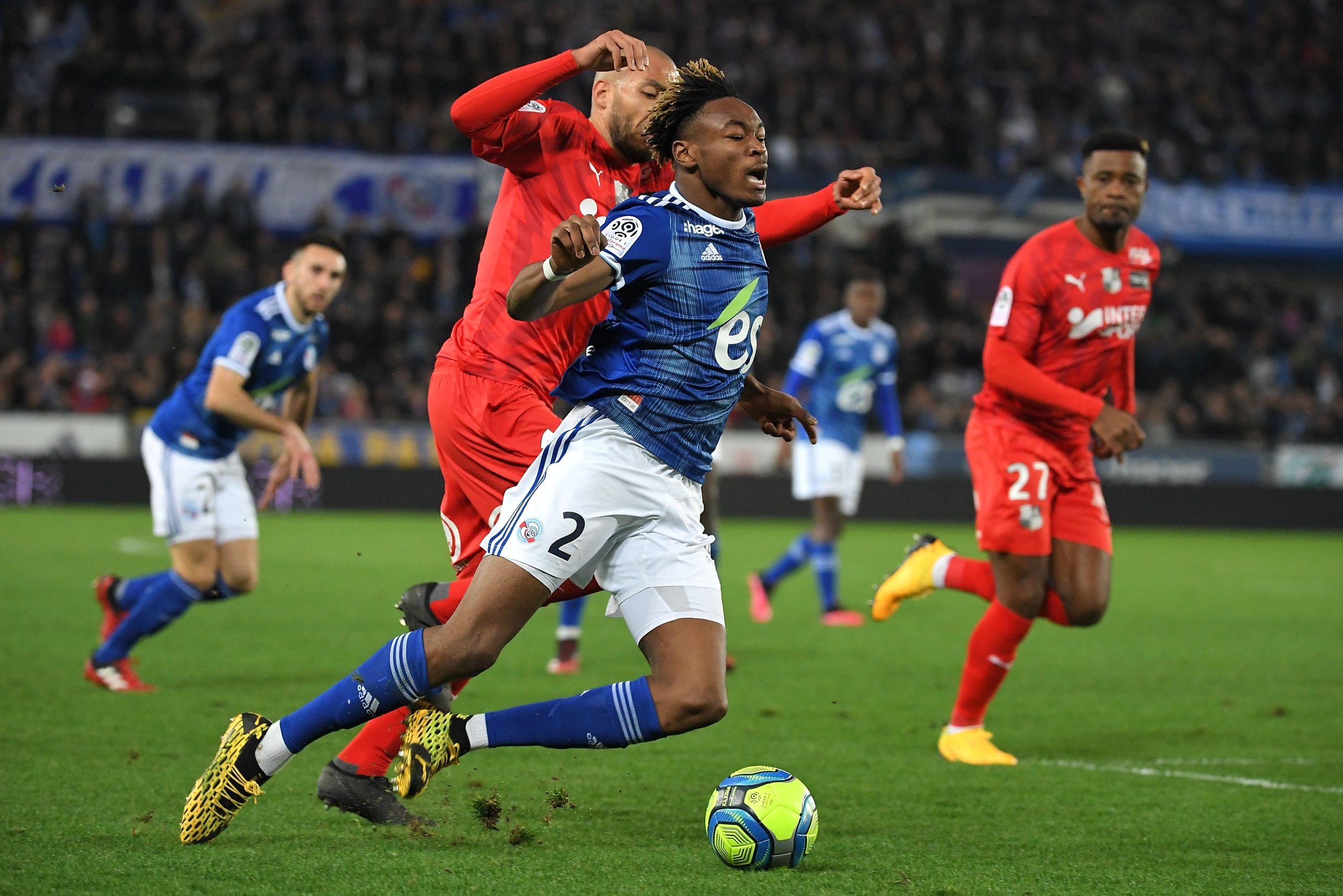 FBL-FRA-LIGUE1-STRASBOURG-AMIENS