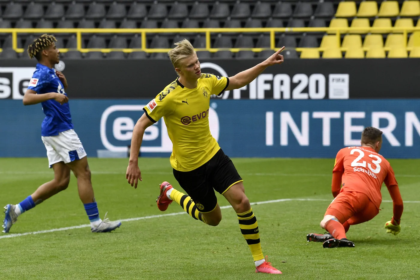 Der Klassiker Preview: Borussia Dortmund and Bayern Munich in title decider