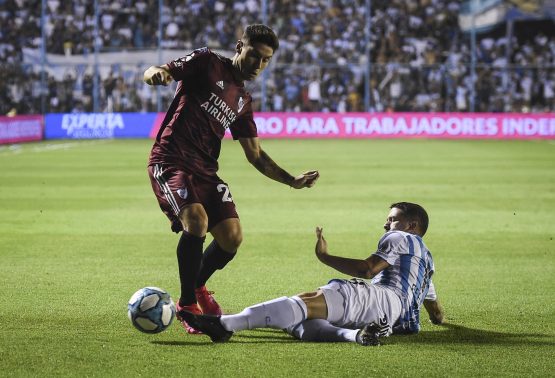 Atletico Tucuman v River Plate - Superliga 2019/20