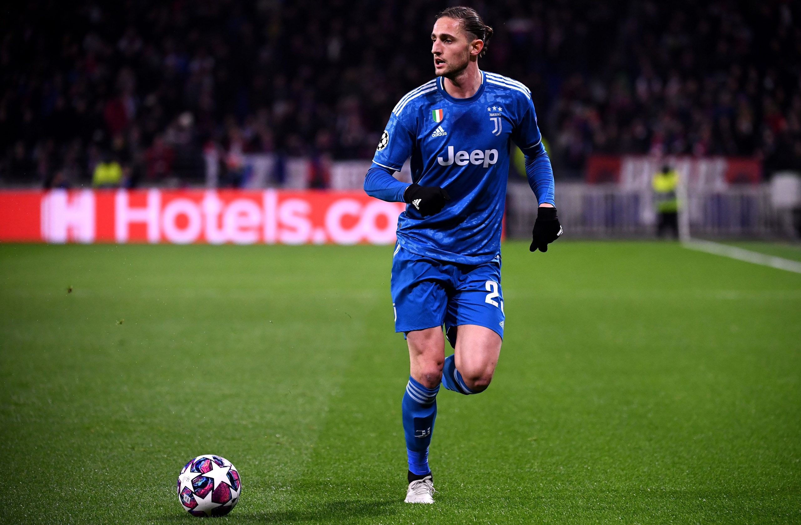 FBL-EUR-C1-LYON-JUVENTUS