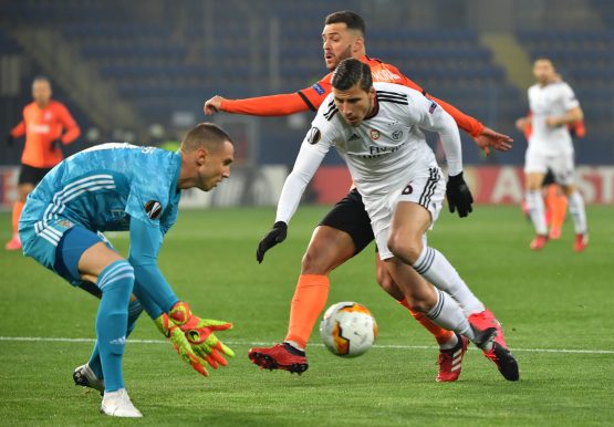 FBL-EUR-C3-SHAKHTAR-BENFICA