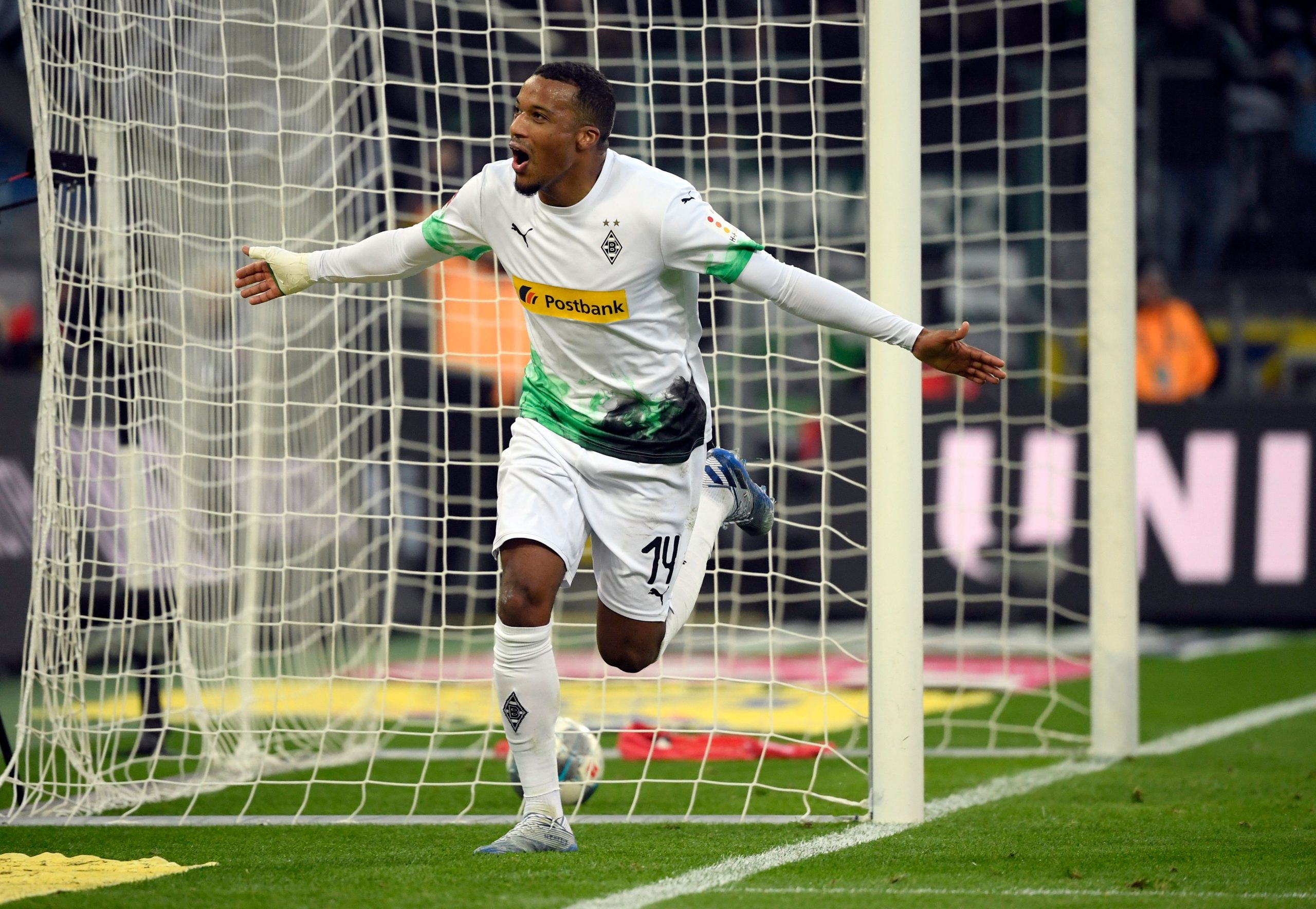 FBL-GER-BUNDESLIGA-MOENCHENGLADBACH-MAINZ