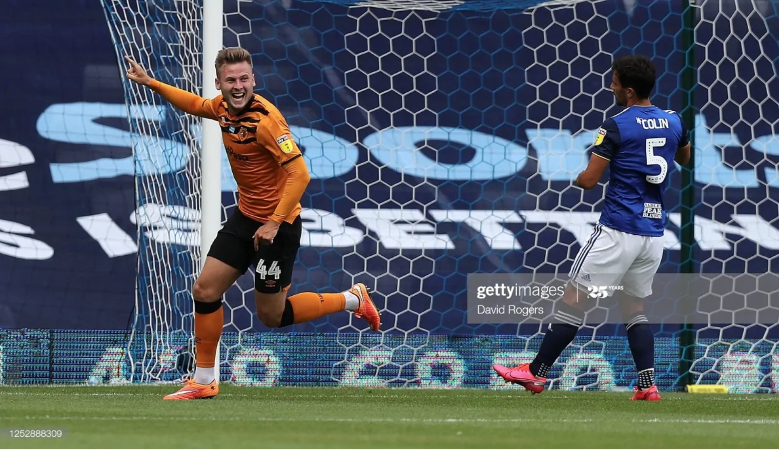 Saturday's Championship round-up