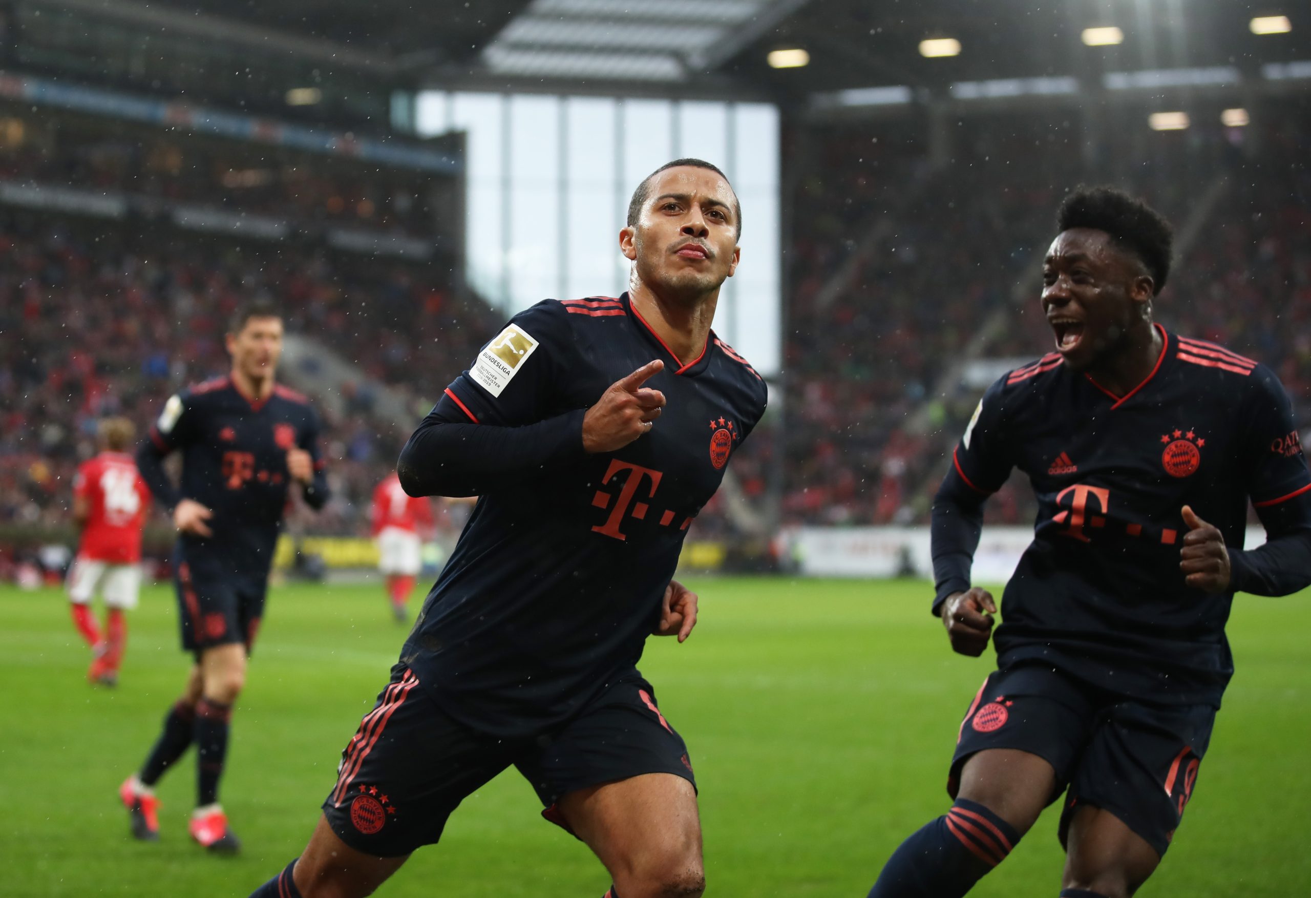 1. FSV Mainz 05 v FC Bayern Muenchen - Bundesliga