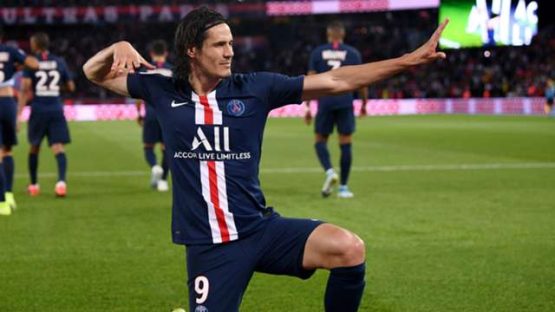 edinson-cavani-psg-nimes-ligue-1-11082019_1hb8w3cys872g1ilj0fc7c8e2b
