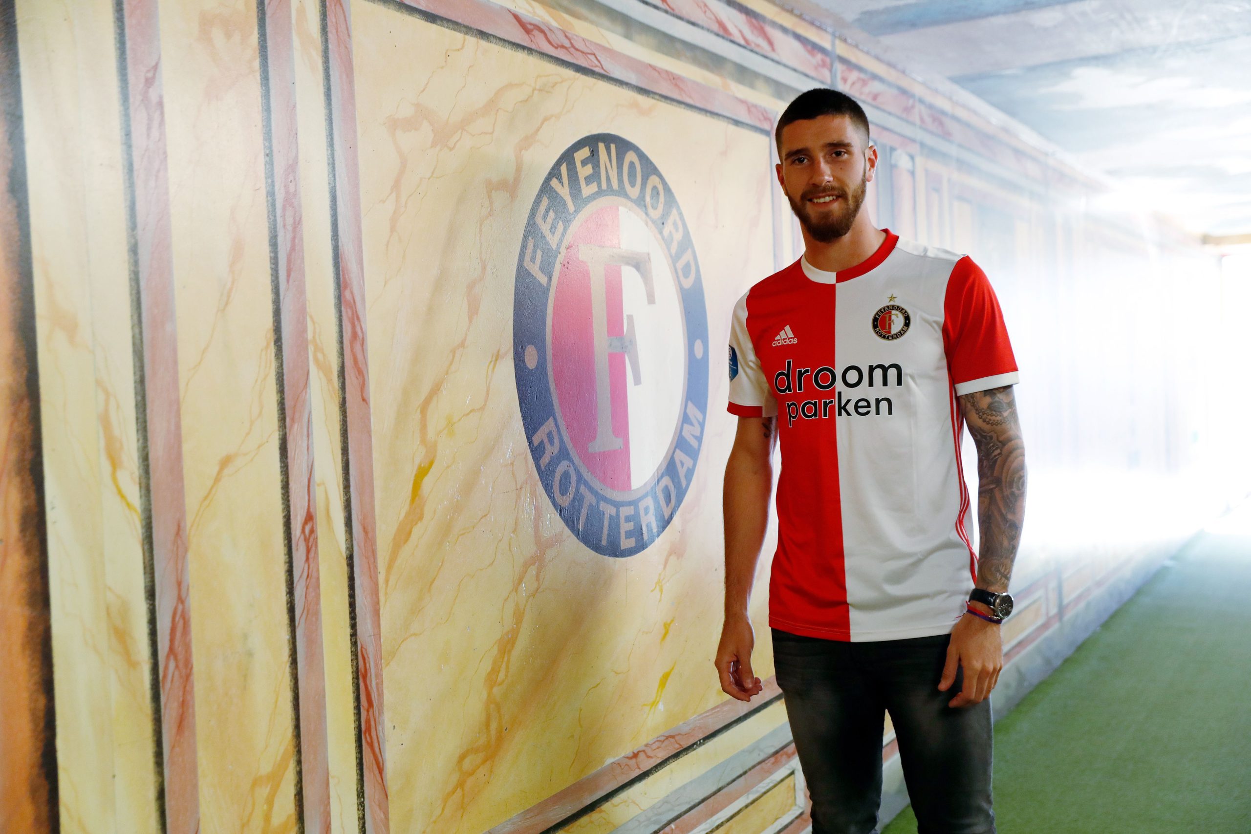 FBL-NED-FEYENOORD-SENESI