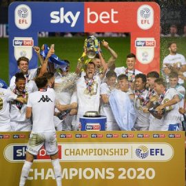 Leeds United v Charlton Athletic - Sky Bet Championship