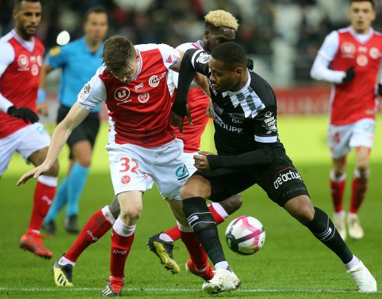 FBL-FRA-LIGUE1-REIMS-GUINGAMP