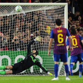 Cech vs Messi