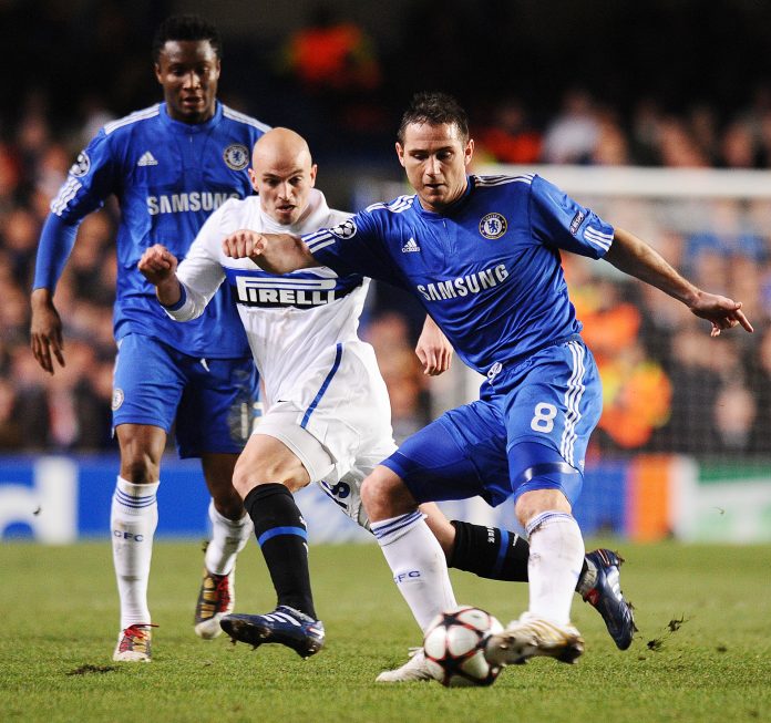 chelseas midfielder frank lampard r v