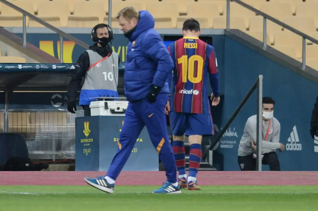 Ronald Koeman defends Lionel Messi after late red card