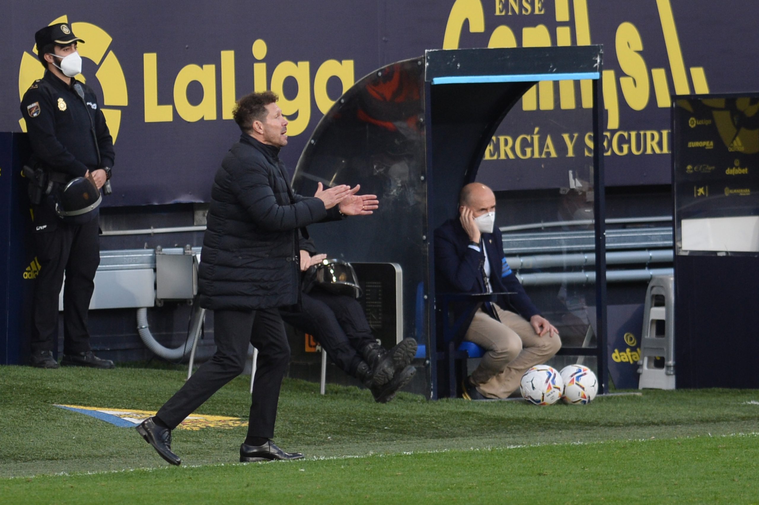 fbl esp liga cadiz atletico madrid