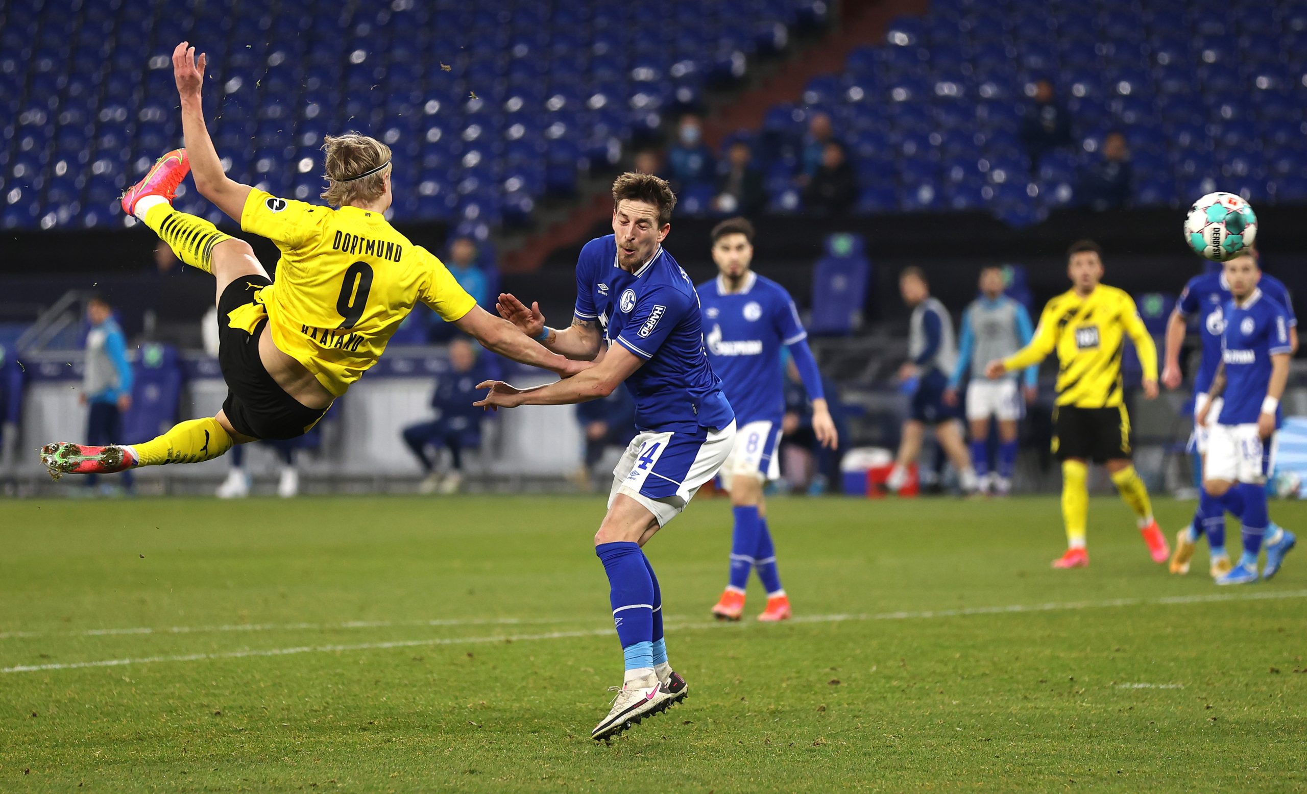 fc schalke 04 v borussia dortmund bundesliga