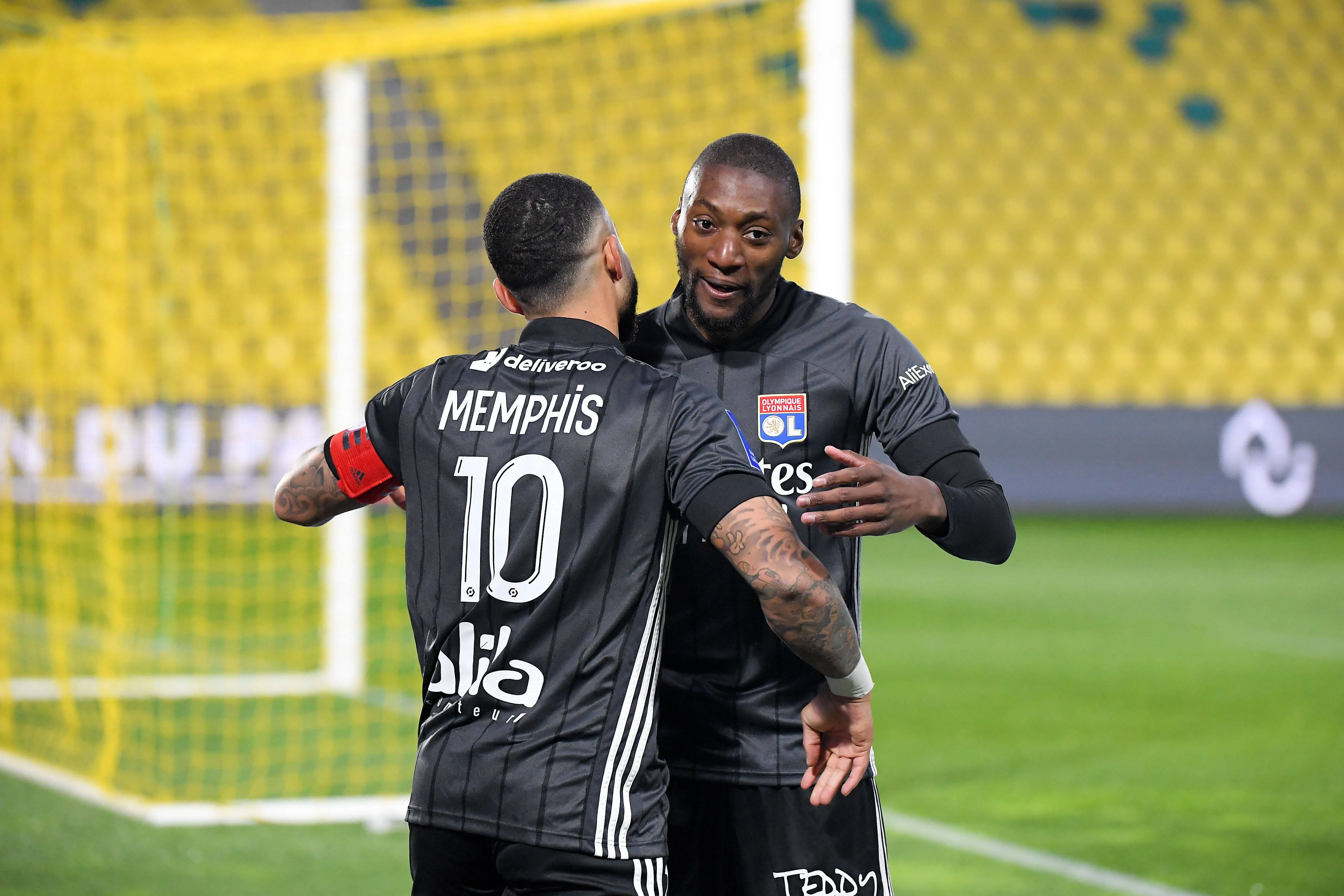 1002204438 1002204438