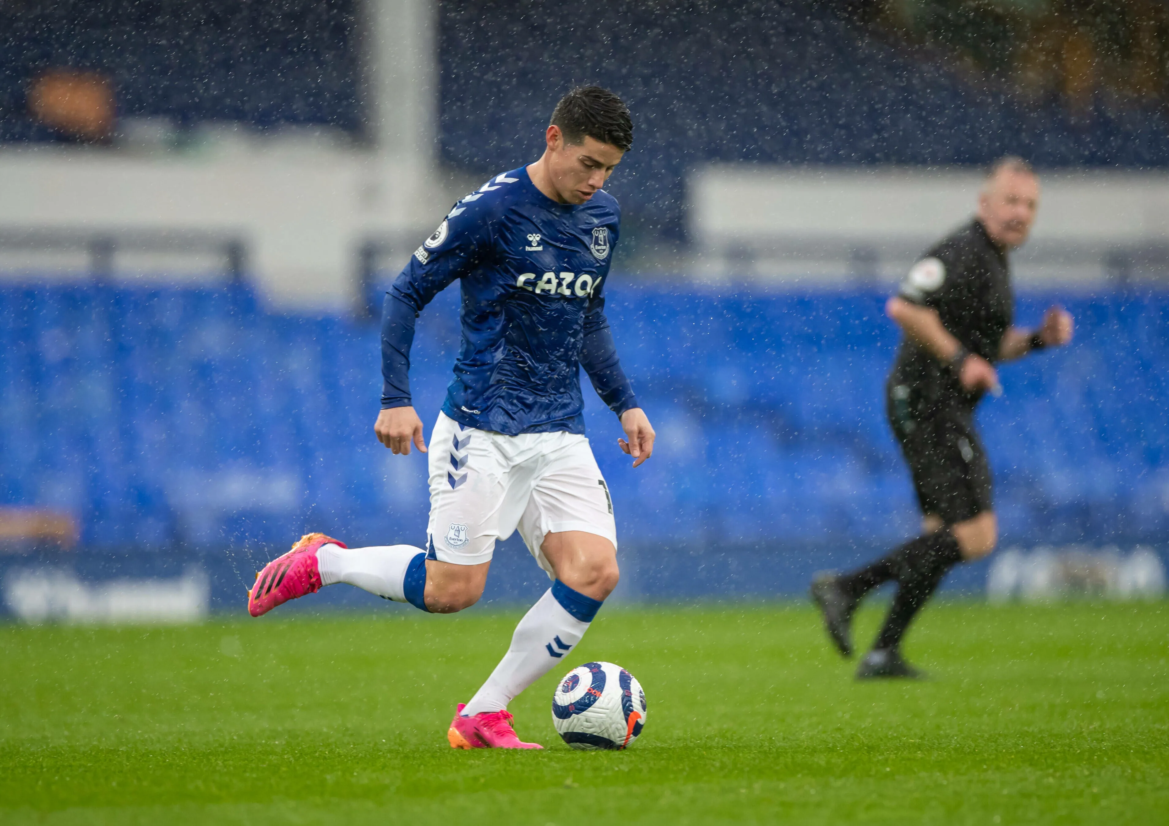 1002707421 e1629365935459 1002707421 e1629365935459