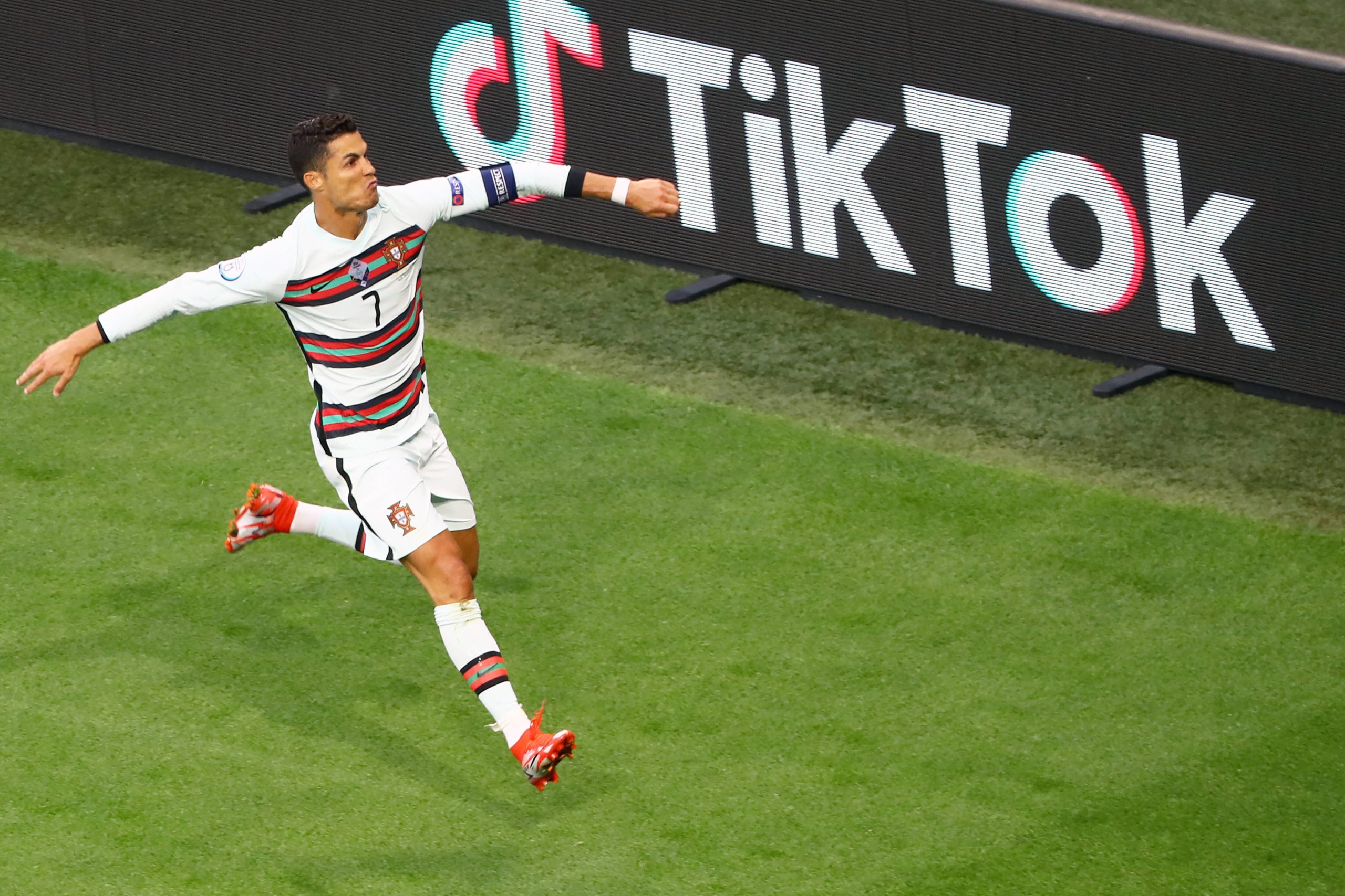 CR7 Is The All-Time Top Scorer In International Soccer