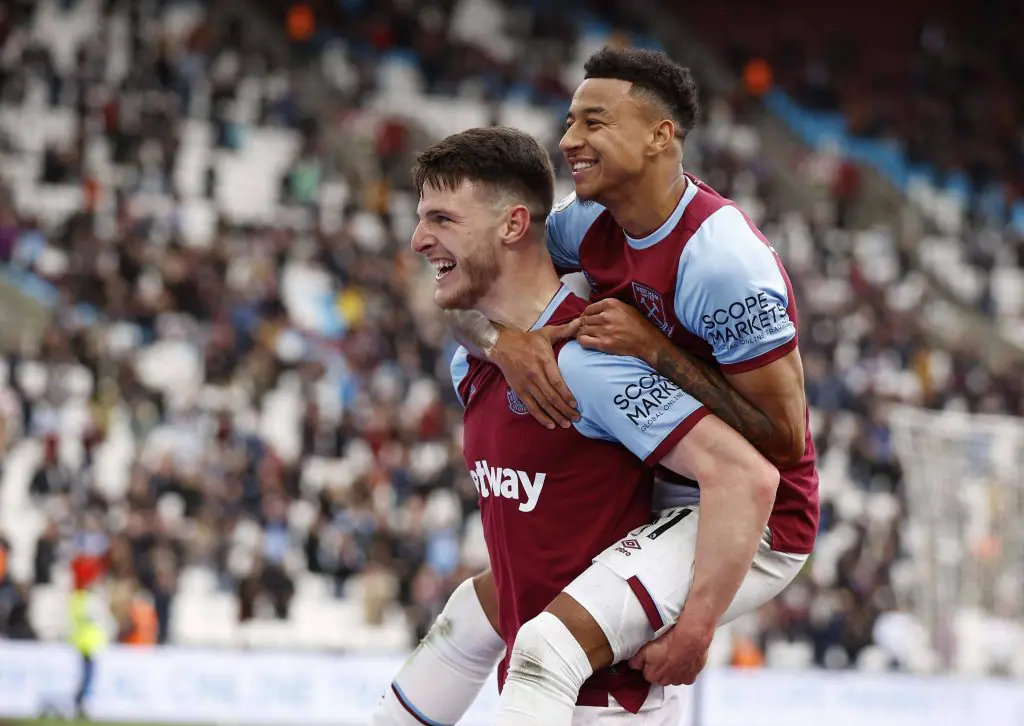 1002824332 1002824332