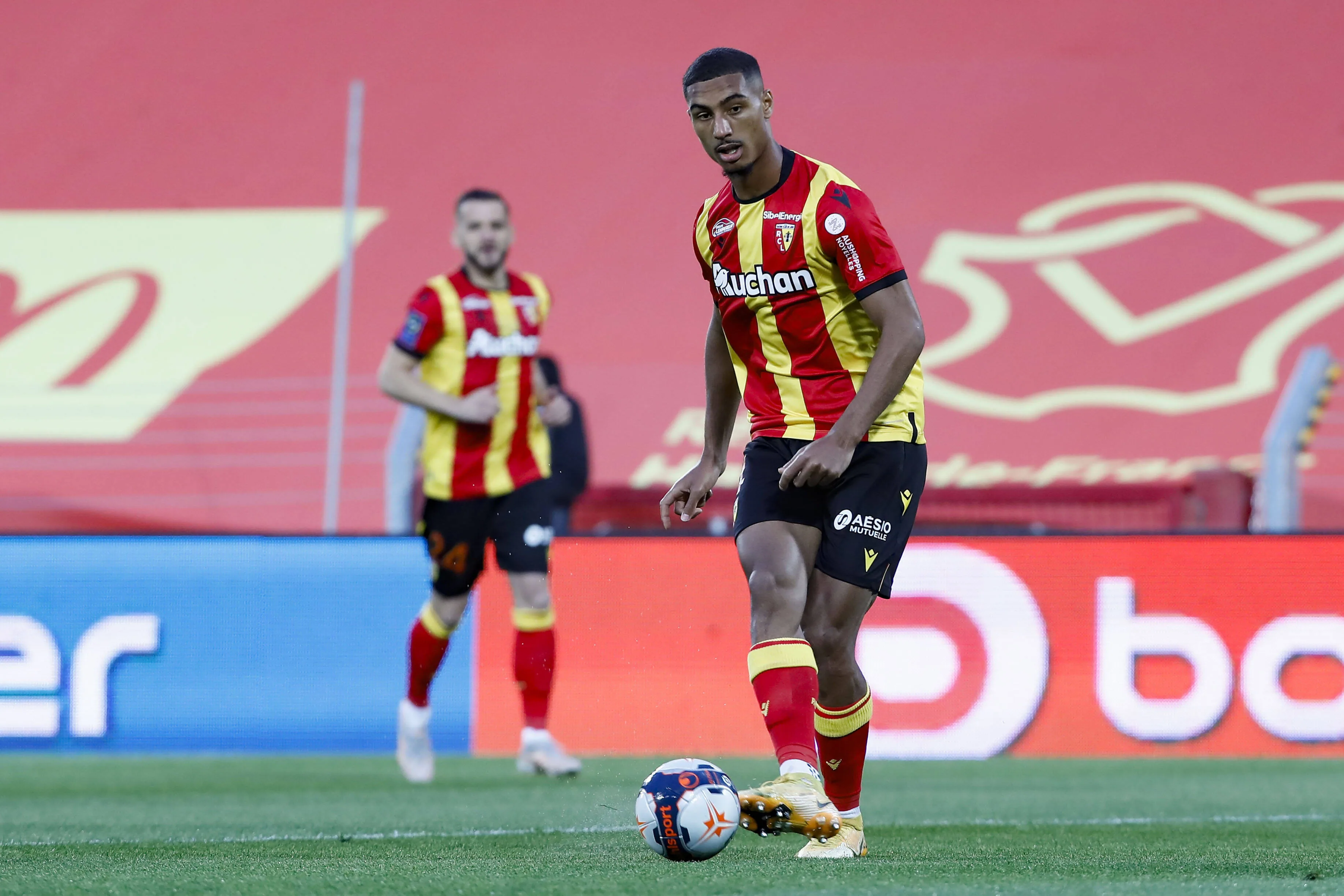 1002831256 1002831256