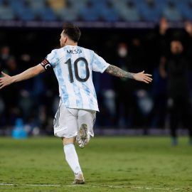 Lionel Messi Celebrating