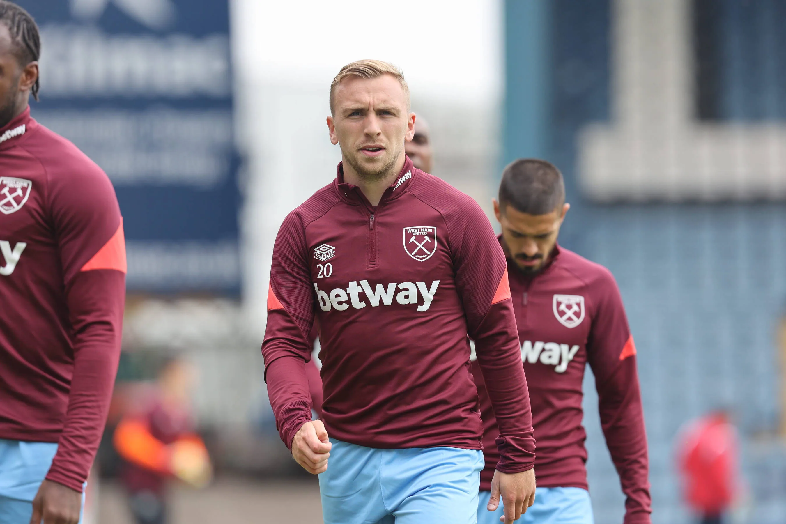 1003741843 1003741843