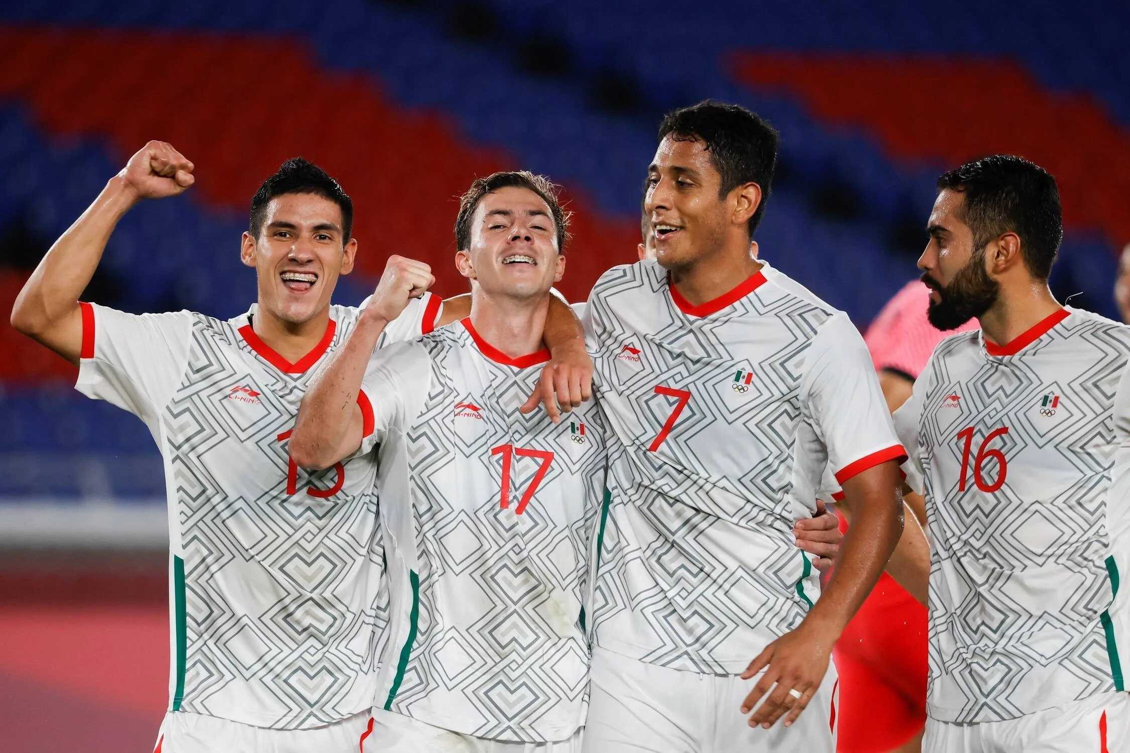 1004645811 1004645811