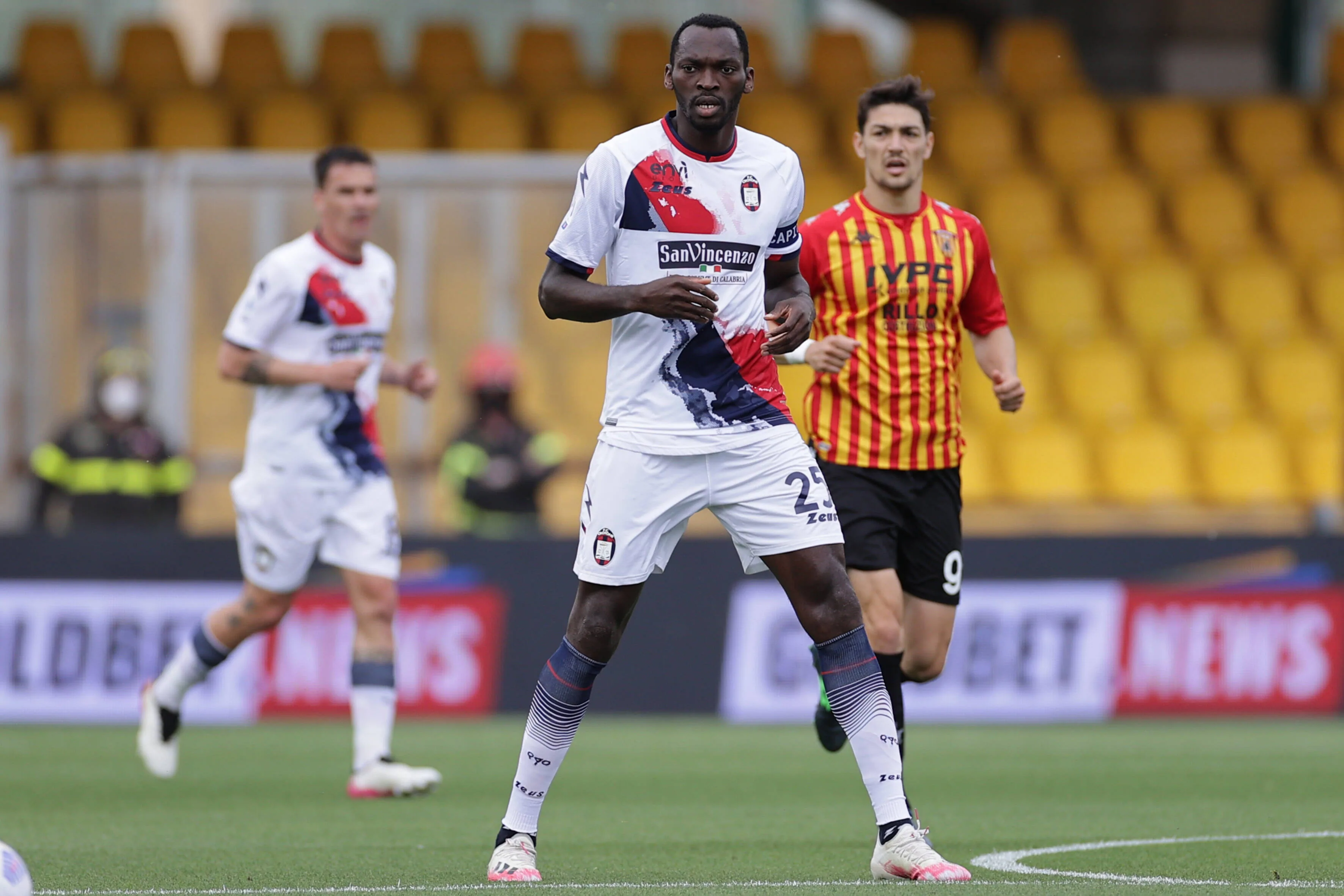 1002715944 1002715944