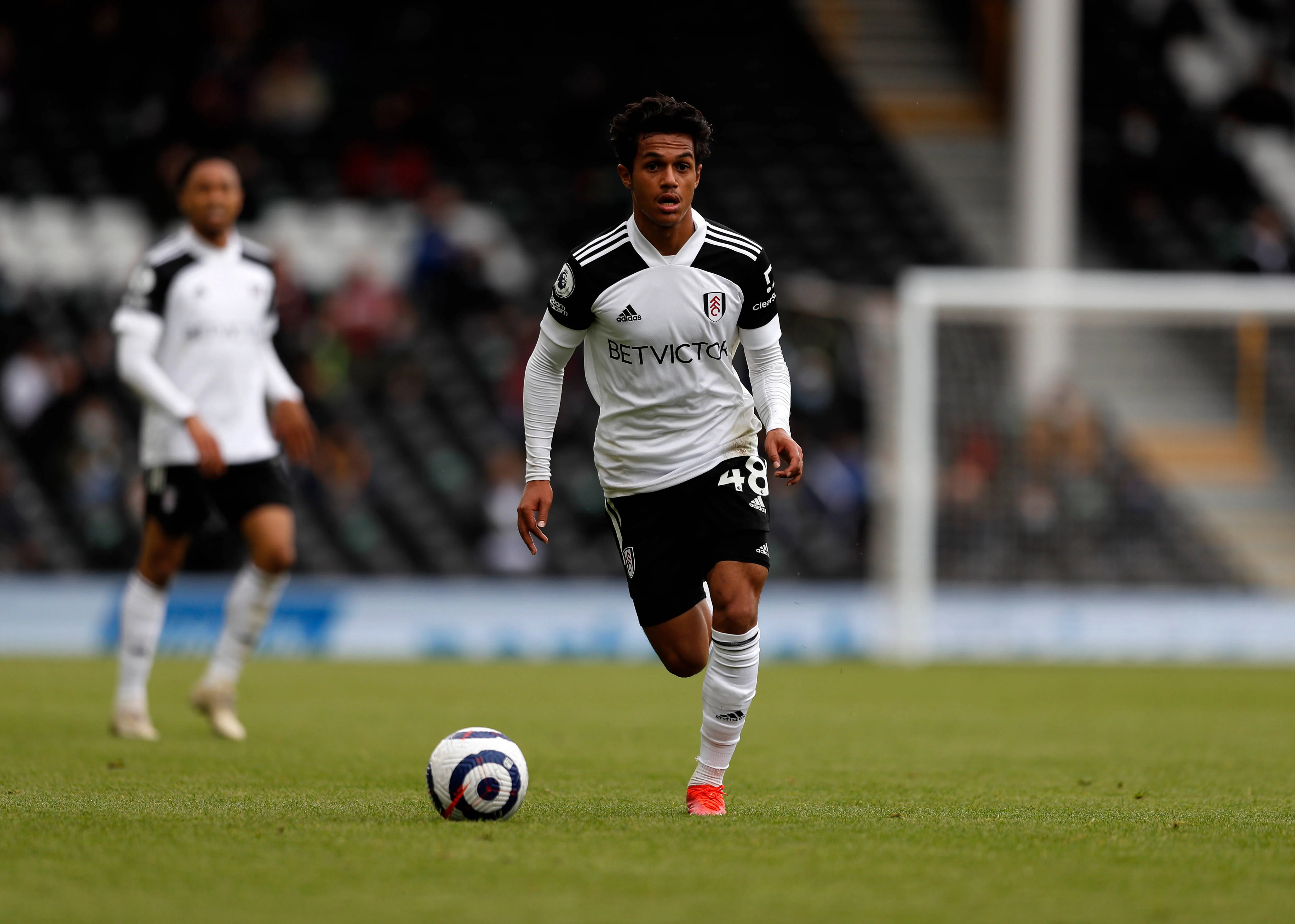 1002830615 1002830615