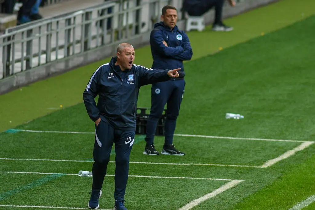 1004608811 1004608811