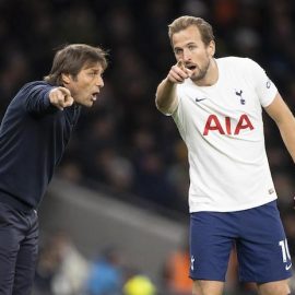 Antonio Conte and Harry Kane