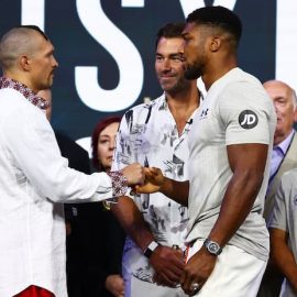 oleksnadr usyk vs anthony joshua