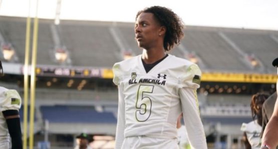 5 Star QB Wants Release After 13.5M NIL Deal Falls Through
