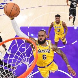 LeBron Record Breaker