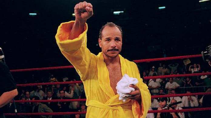 Tony Ayala boxing