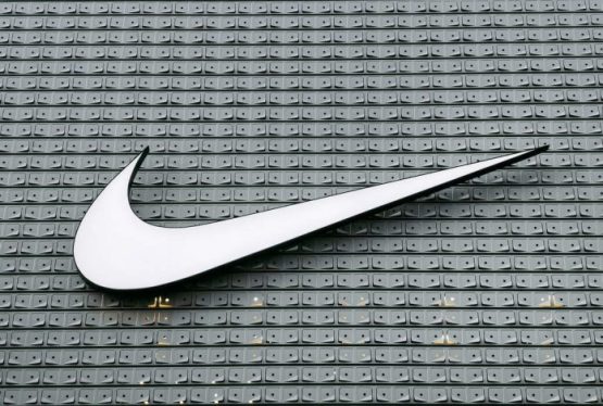Nike apparel sales-SportsLens.com